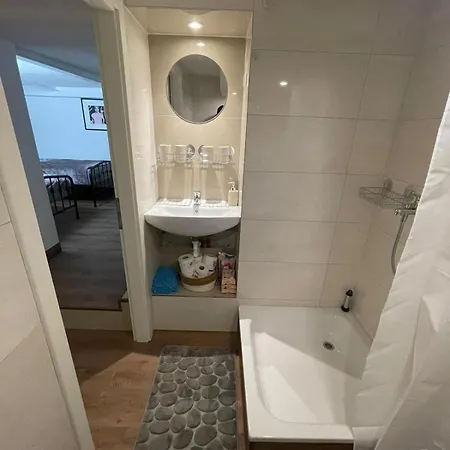 106 Duplex *