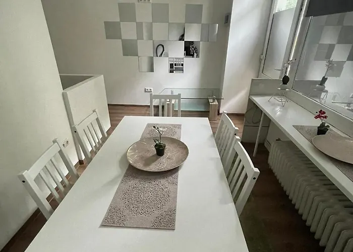 106 Duplex Apartment *